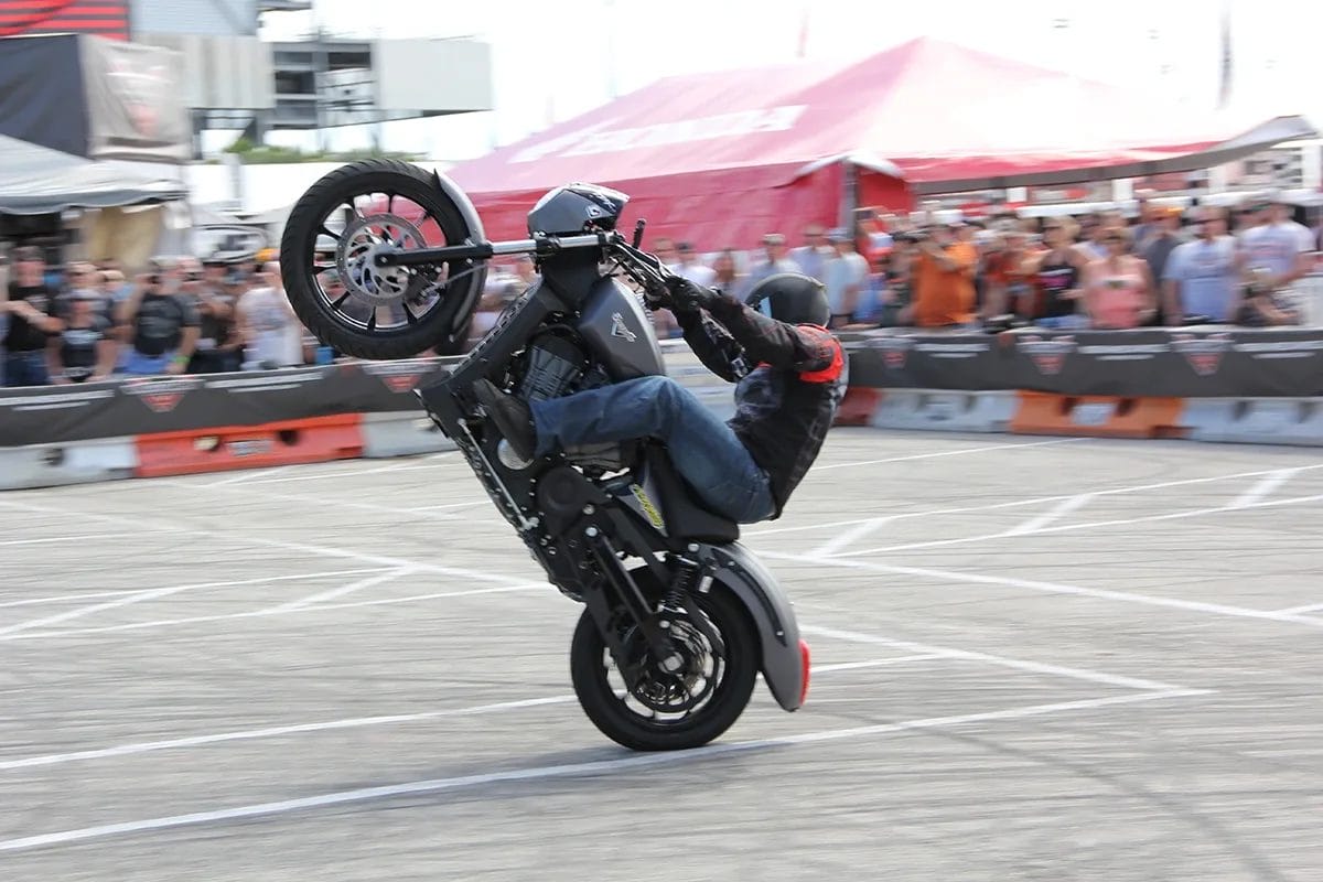 daytona bike week stunt shows